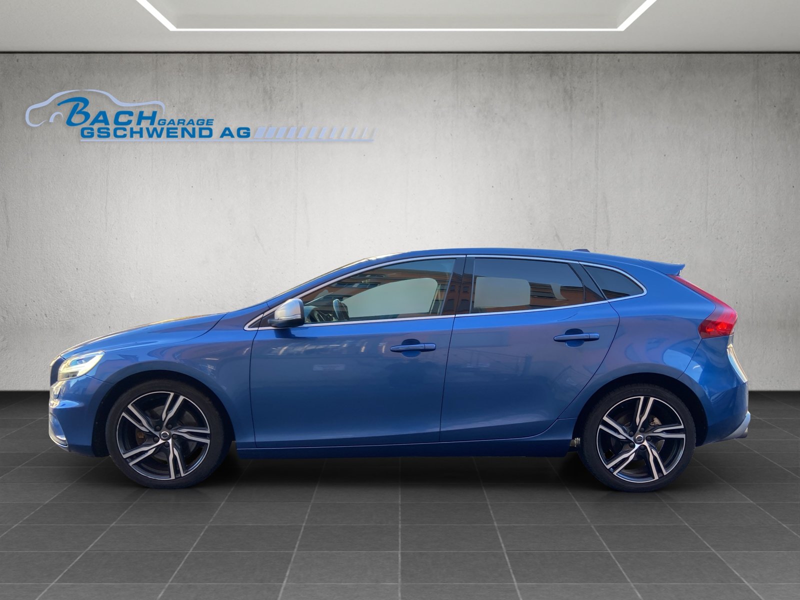 VOLVO V40 T5 Momentum R-Design Geartronic, Petrol, Second hand / Used, Automatic - 6