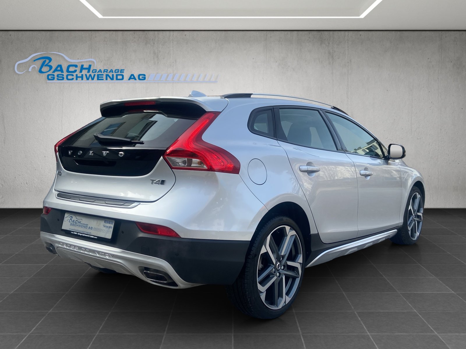 VOLVO V40 Cross Country T4 AWD Lyx Geartronic, Benzin, Occasion / Gebraucht, Automatik - 4