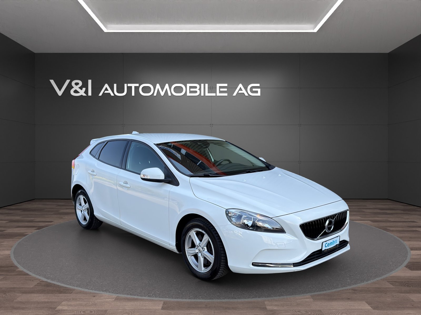 VOLVO V40 D3 Kinetic, Diesel, Occasion / Utilisé, Manuelle - 2