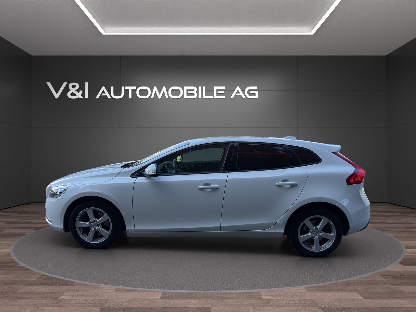 VOLVO V40 D3 Kinetic, Diesel, Occasion / Utilisé, Manuelle - 7
