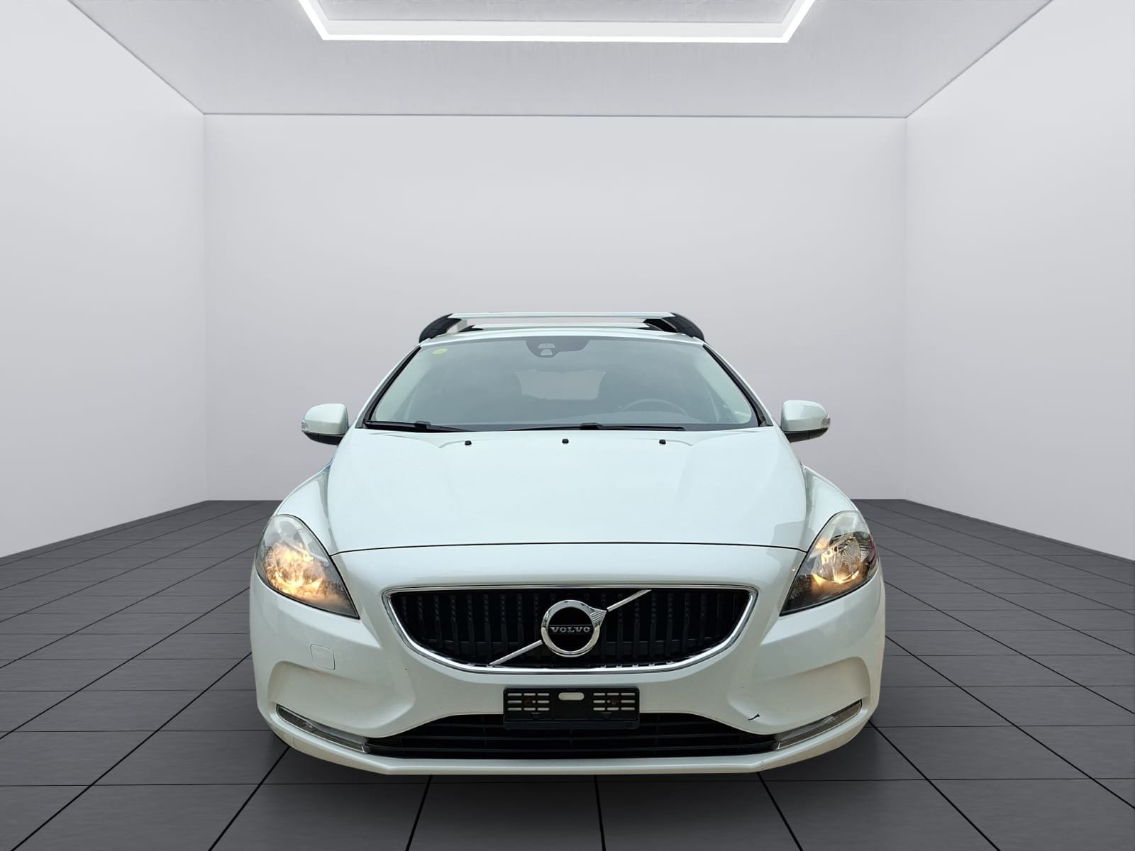 VOLVO V40 D3 Summum, Diesel, Second hand / Used, Manual - 2