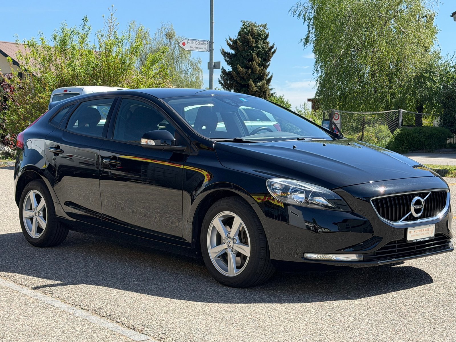 VOLVO V40 D3 Kinetic, Diesel, Occasion / Gebraucht, Handschaltung - 3