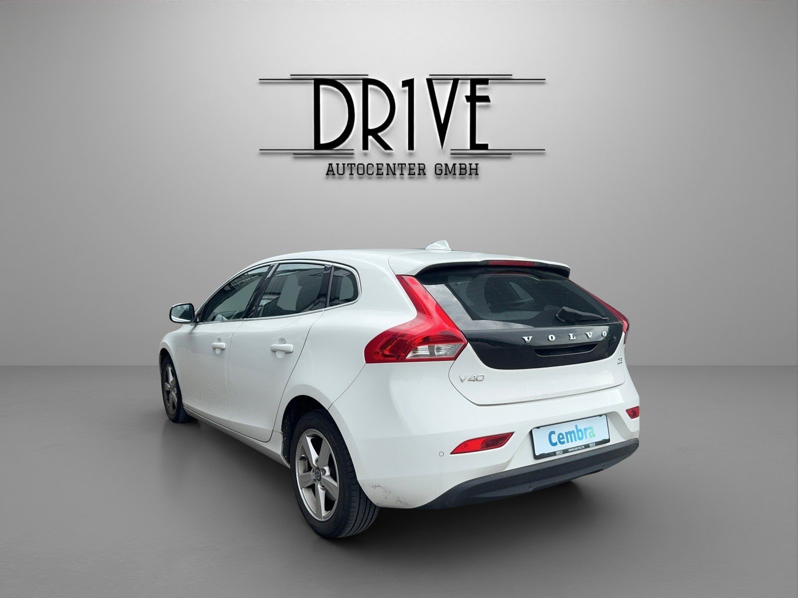 VOLVO V40 D2 Momentum Powershift, Diesel, Occasion / Utilisé, Automatique - 7