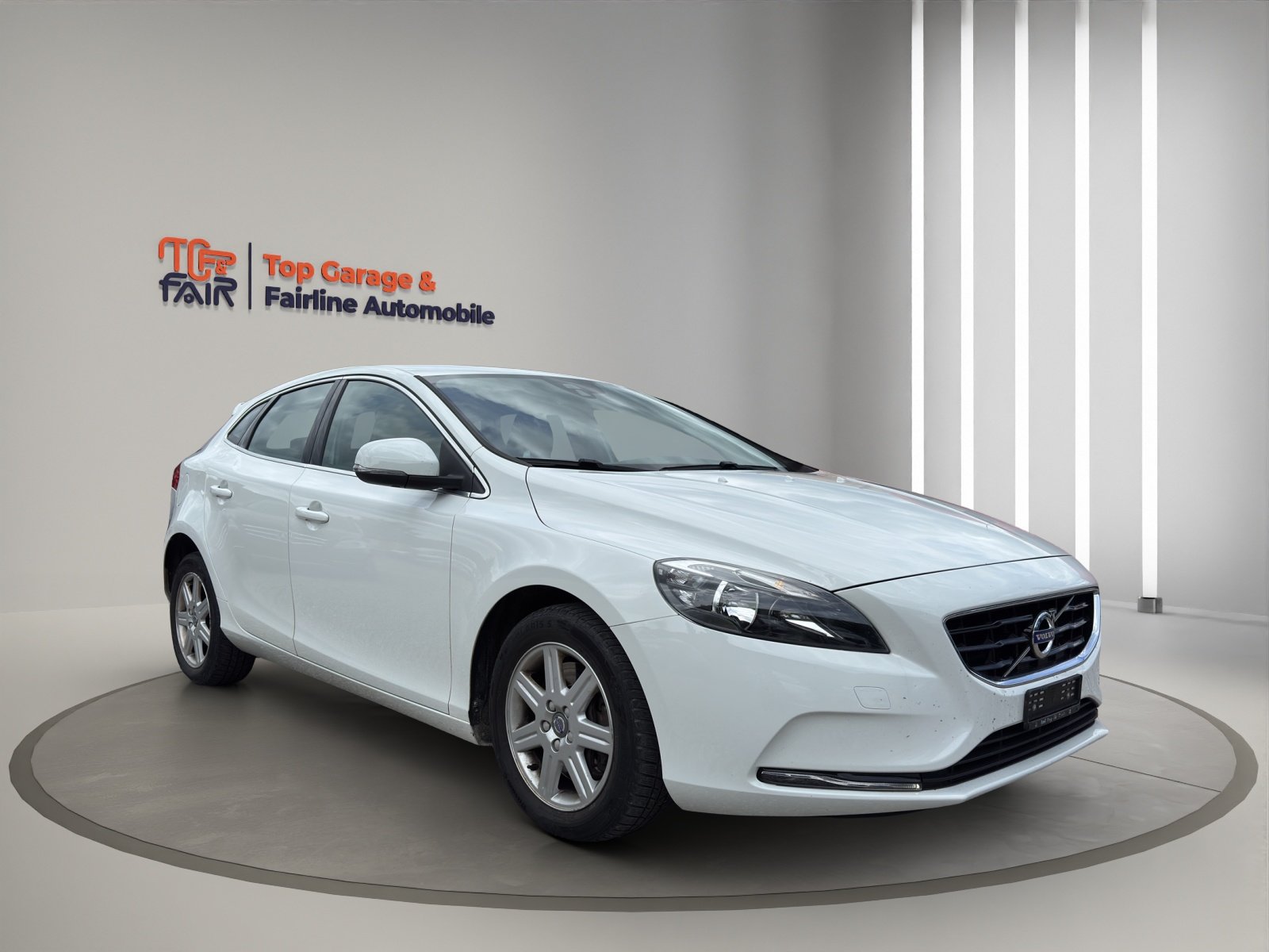 VOLVO V40 T3 Momentum Geartronic, Essence, Occasion / Utilisé, Automatique - 3