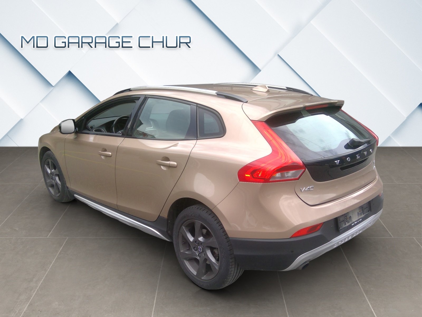 VOLVO V40 Cross Country T4 2.0 AWD Momentum Geartronic, Petrol, Second hand / Used, Automatic - 6