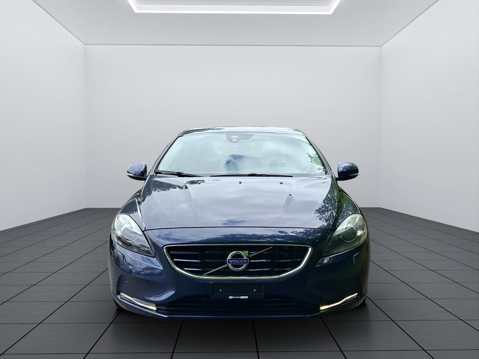VOLVO V40 D2, Diesel, Second hand / Used, Manual - 2