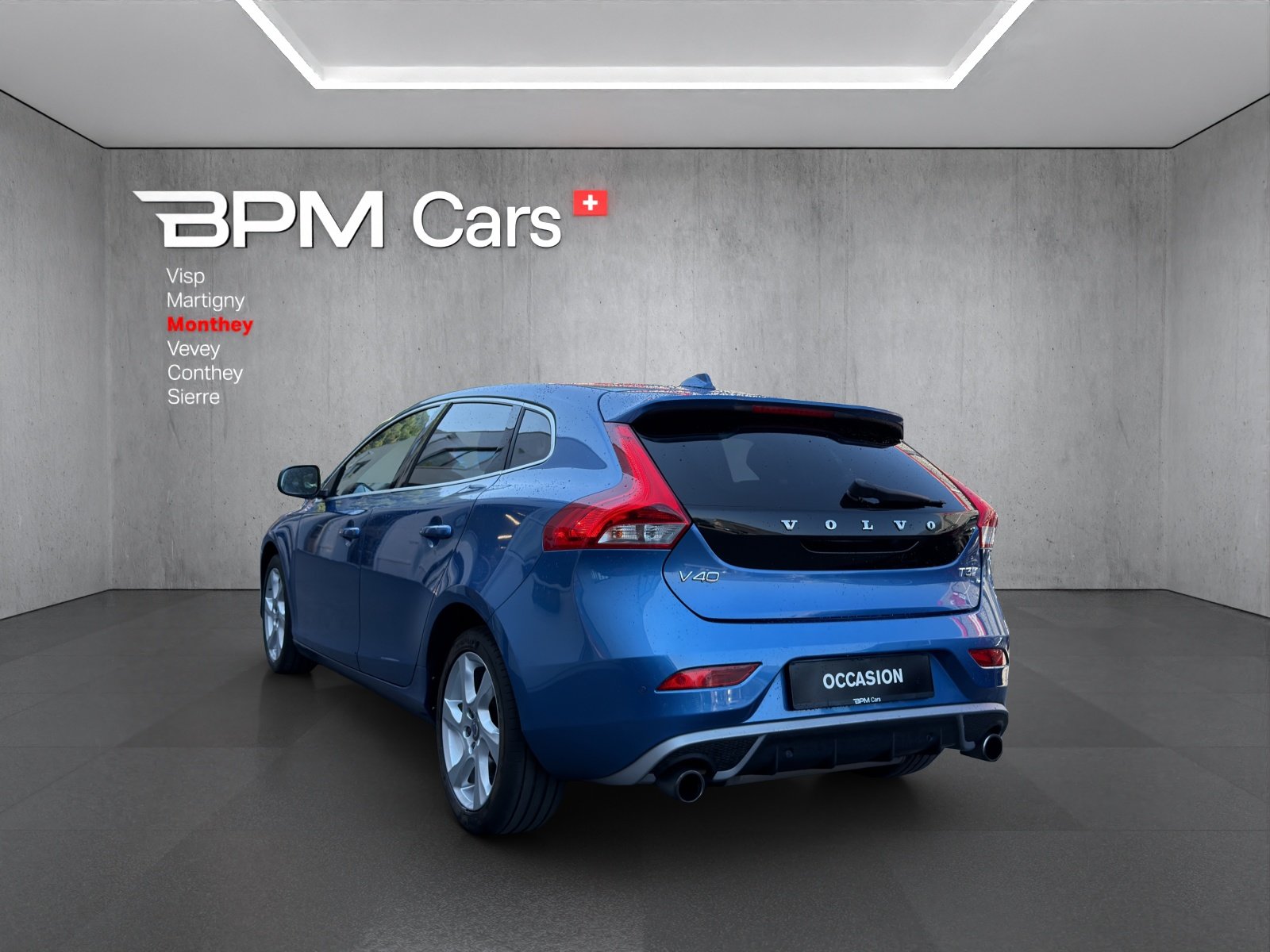 VOLVO V40 T3 Momentum R-Design, Essence, Occasion / Utilisé, Manuelle - 6