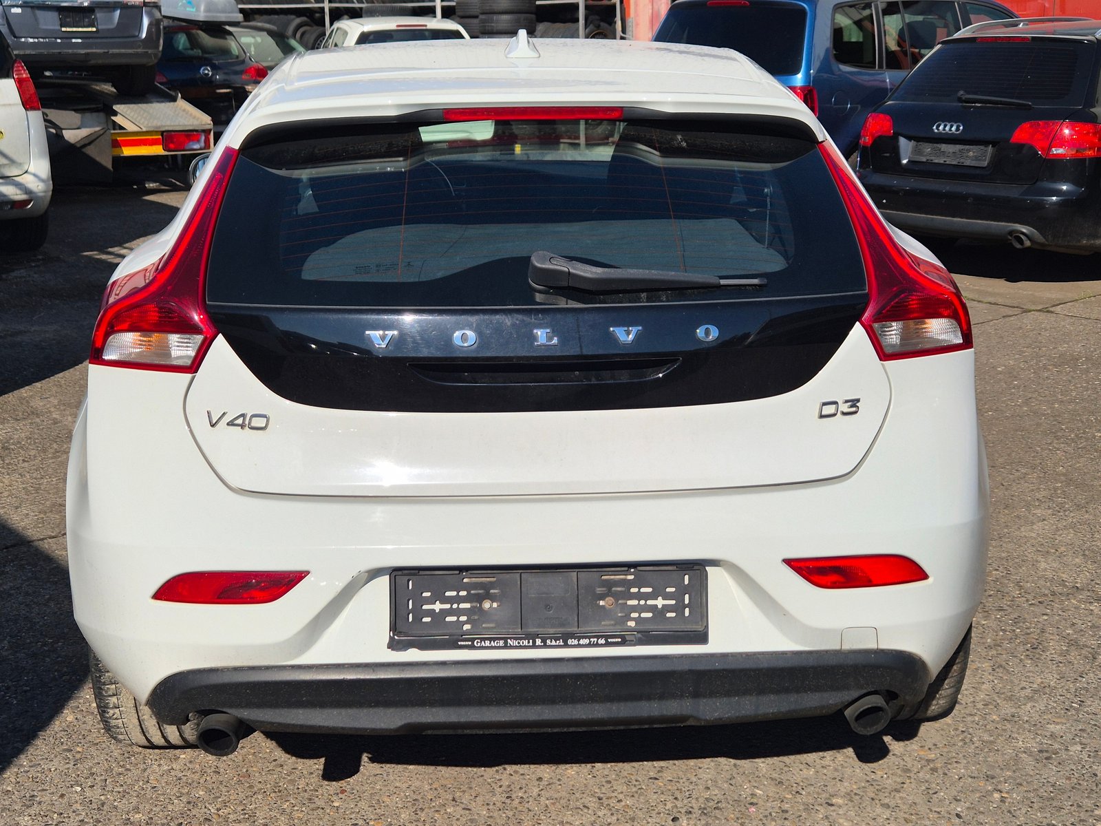 VOLVO V40 D3 Momentum, Diesel, Occasion / Utilisé, Manuelle - 6