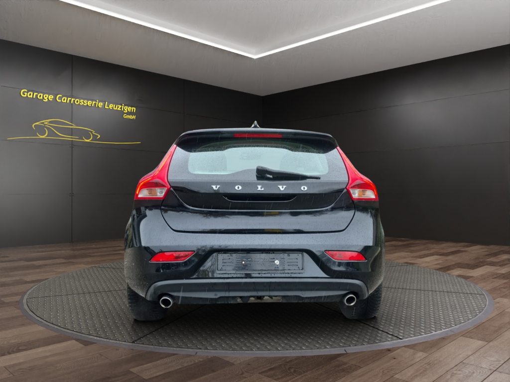 VOLVO V40 D3 R-Design Geartronic, Diesel, Occasion / Utilisé, Automatique - 6