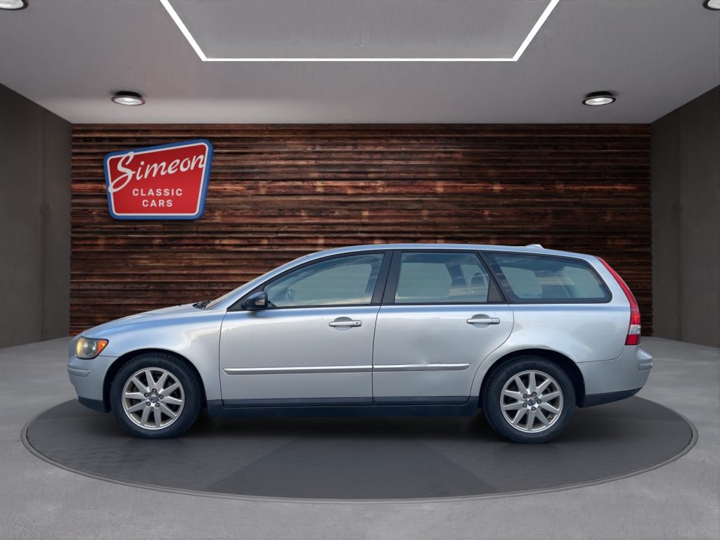 VOLVO V50 2.4i 20V Momentum, Essence, Occasion / Utilisé, Automatique - 2