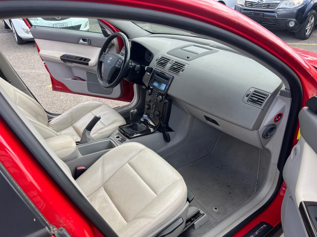 VOLVO V50 2.0 D Momentum, Diesel, Occasion / Gebraucht, Handschaltung - 7