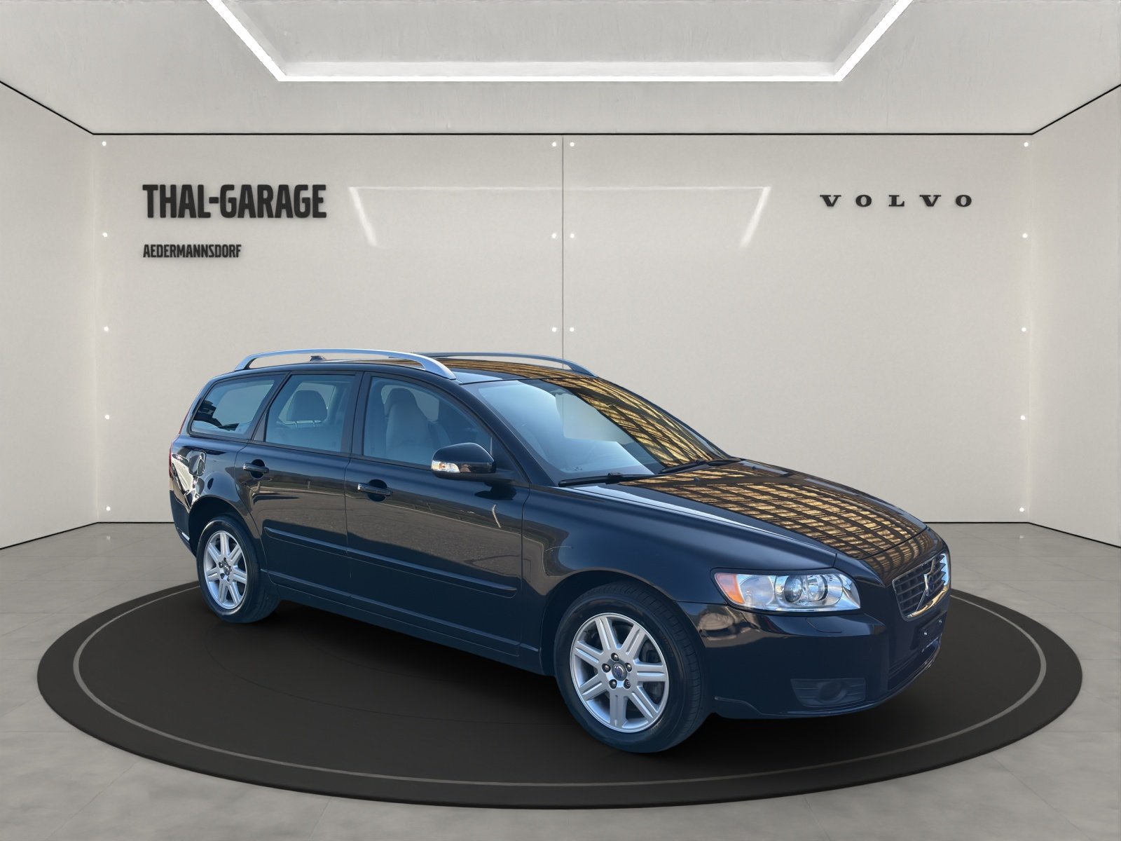 VOLVO V50 2.5 T5 Summum AWD, Benzin, Occasion / Gebraucht, Automatik - 3