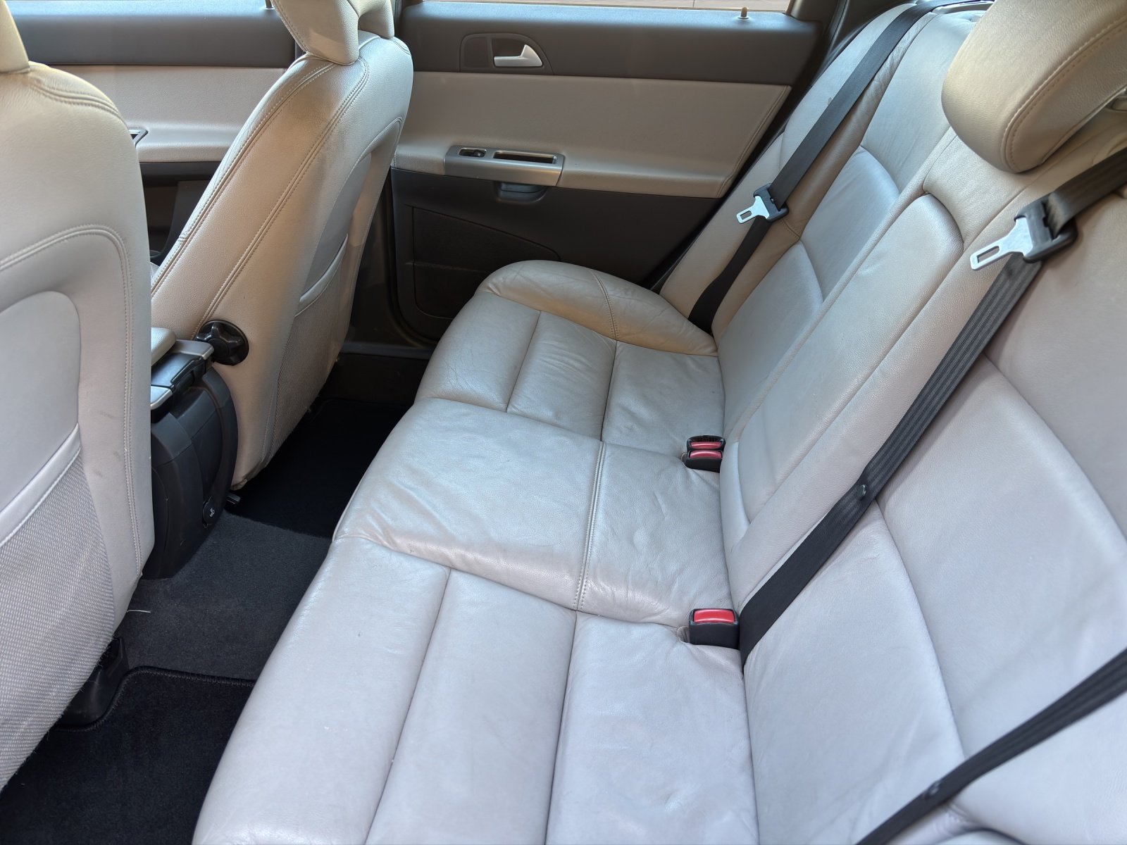 VOLVO V50 2.5 T5 Summum AWD, Benzin, Occasion / Gebraucht, Automatik - 7