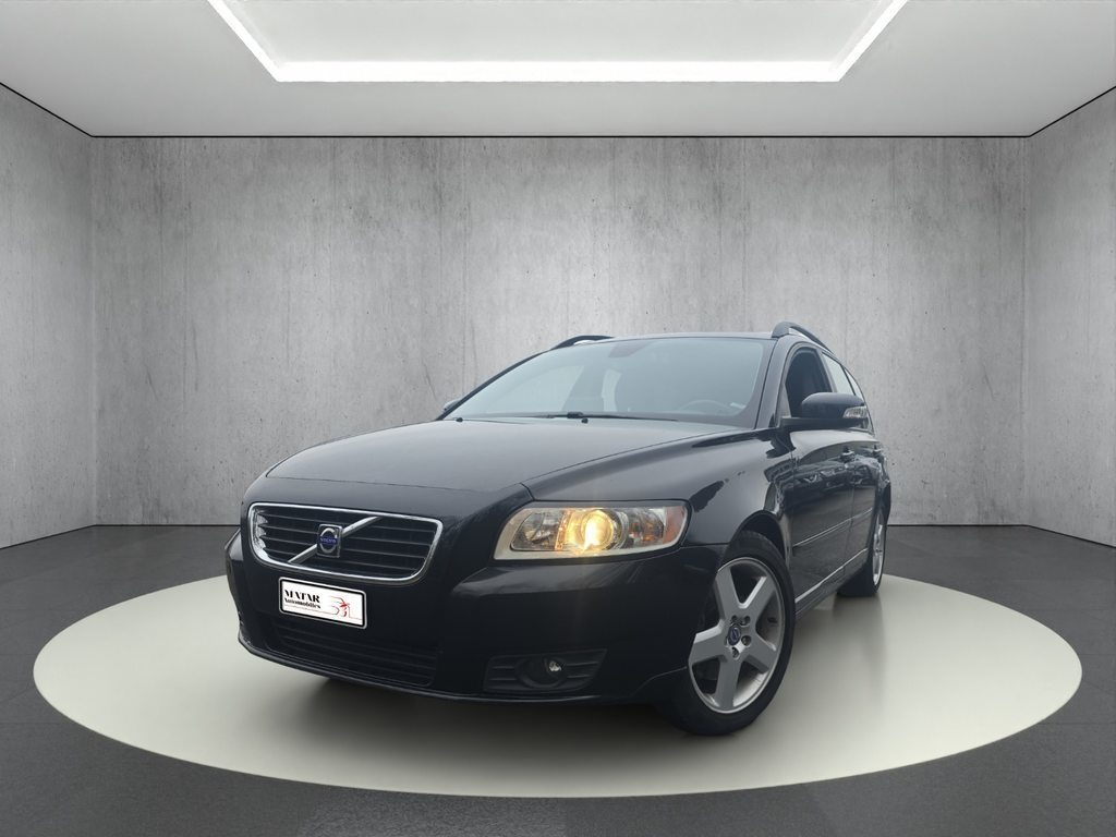 VOLVO V50 2.0 D Summum, Diesel, Occasion / Gebraucht, Handschaltung - 3