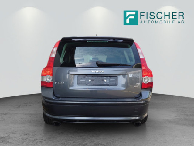 VOLVO V50 T5 AWD Summum, Petrol, Second hand / Used, Manual - 4