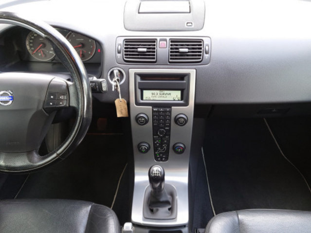 VOLVO V50 T5 AWD Summum, Petrol, Second hand / Used, Manual - 6