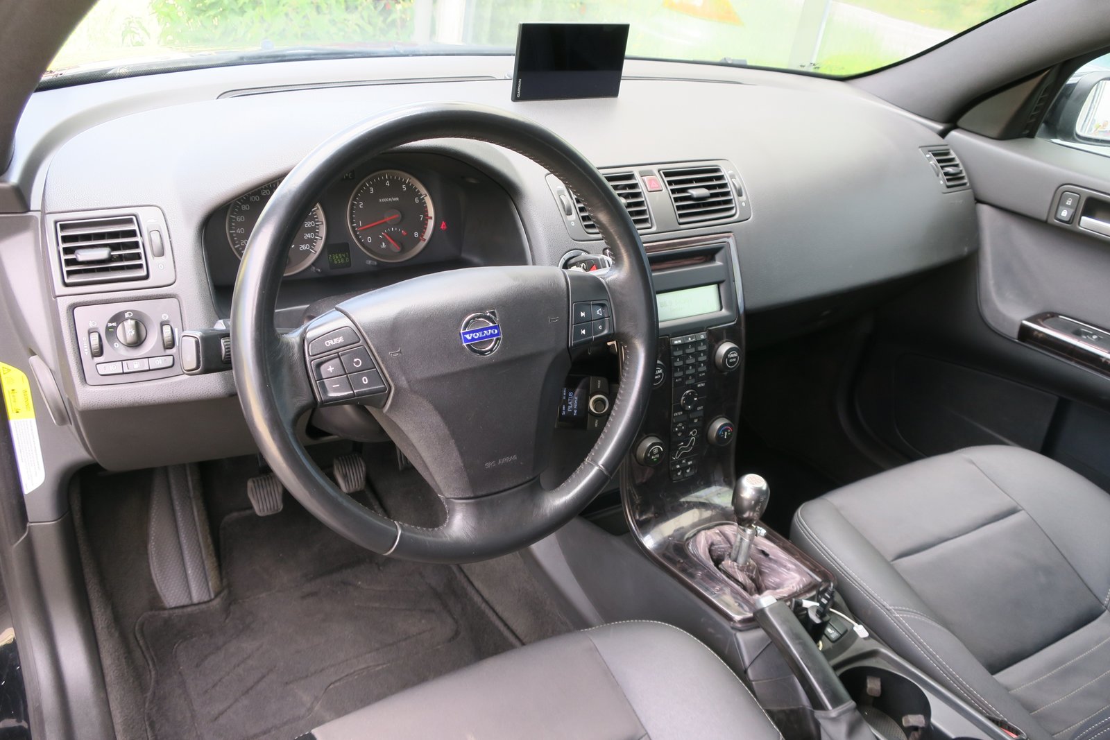 VOLVO V50 T5 Momentum 5-Zylinder Turbo 220PS, Benzina, Occasioni / Usate, Manuale - 7