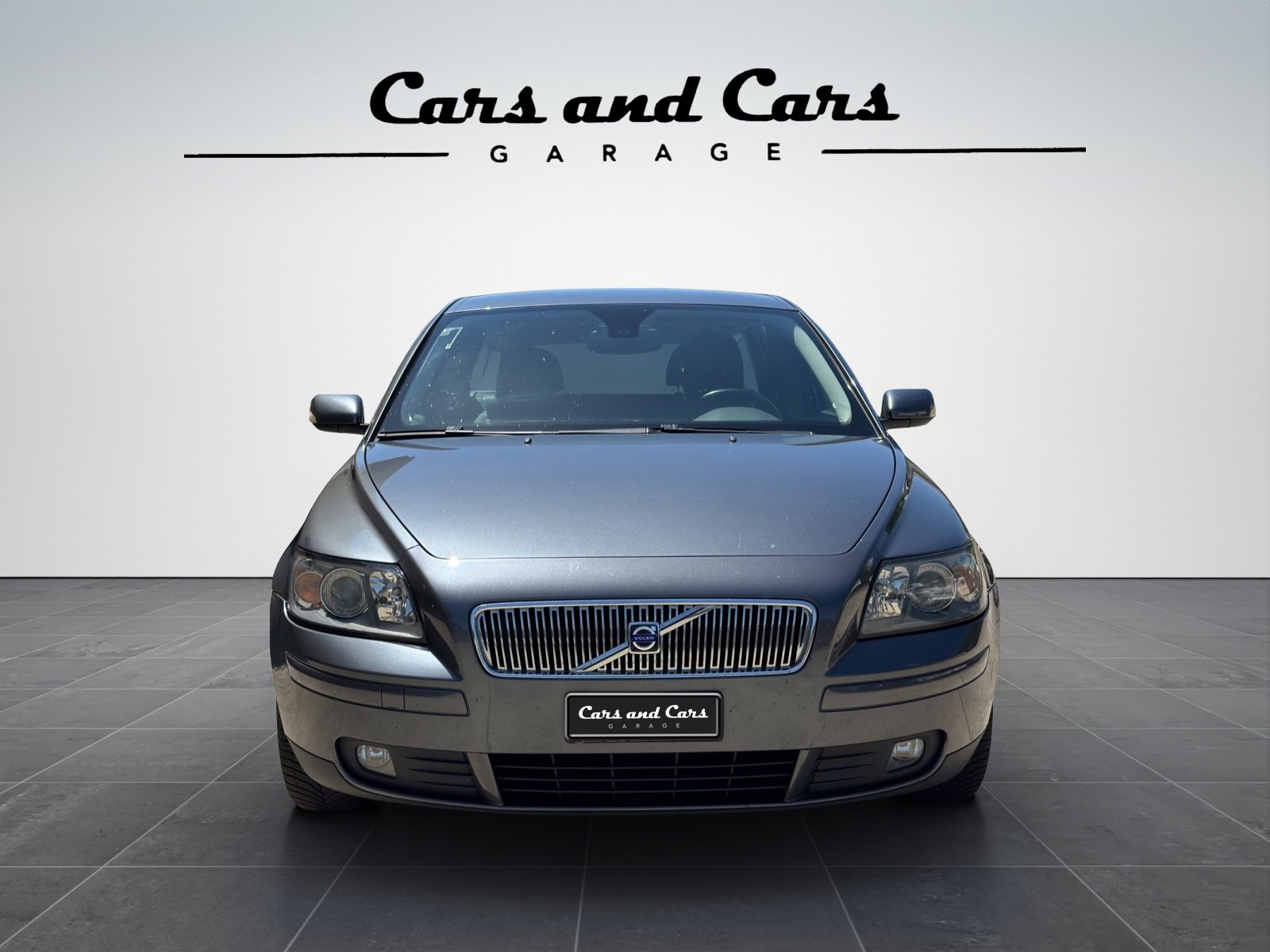 VOLVO V50 1.8 Momentum, Petrol, Second hand / Used, Manual - 2