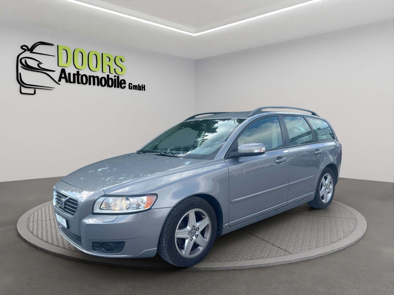 VOLVO V50 2.0D, Diesel, Second hand / Used, Manual - 3