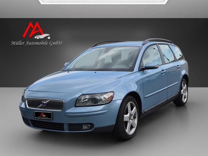VOLVO V50 T5 AWD Kinetic, Benzin, Occasion / Gebraucht, Handschaltung