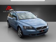 VOLVO V50 T5 AWD Kinetic, Benzin, Occasion / Gebraucht, Handschaltung - 2