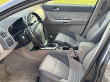 VOLVO V50 2.4I Momentum, Essence, Occasion / Utilisé, Manuelle - 5