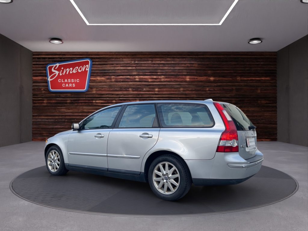 VOLVO V50 2.4i 20V Momentum, Essence, Occasion / Utilisé, Automatique - 3
