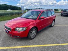 VOLVO V50 2.0 D Momentum, Diesel, Second hand / Used, Manual - 2