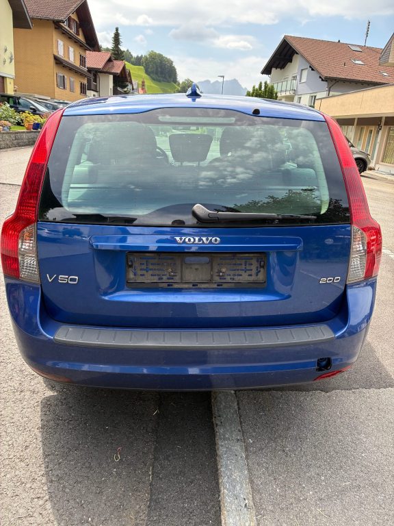 VOLVO V50 2.0 D Kinetic, Diesel, Occasioni / Usate, Manuale - 4