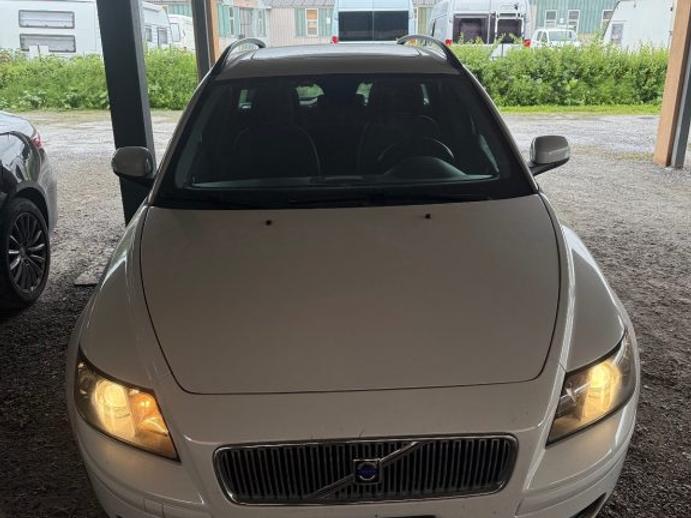 VOLVO V50 2.4 D5 Basis, Diesel, Occasioni / Usate, Automatico