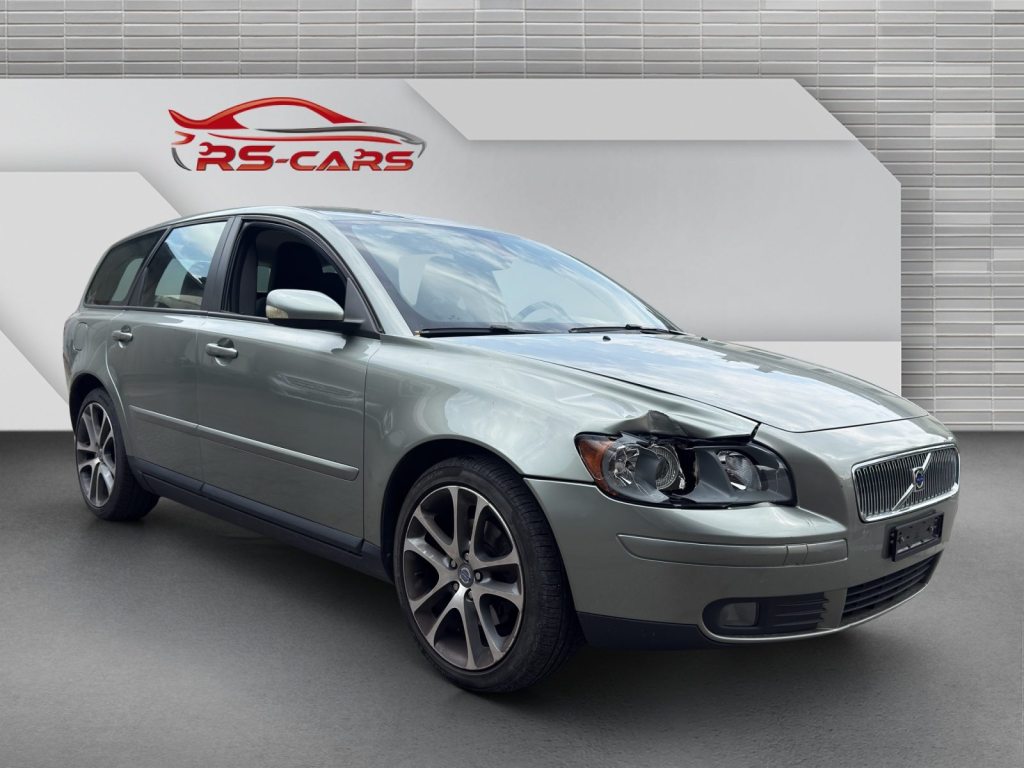 VOLVO V50 2.4 20V Basis, Essence, Occasion / Utilisé, Automatique - 7