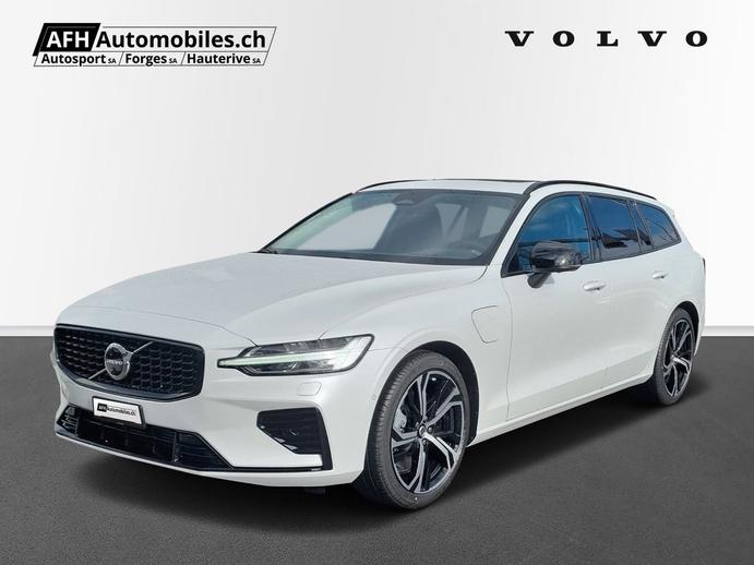 VOLVO V60 T6 eAWD Ultim Dark, Hybride Rechargeable Essence/Électricité, Voiture nouvelle, Automatique