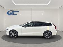 VOLVO V60 2.0 B4 Ultra Dark, Mild-Hybrid Petrol/Electric, New car, Automatic - 2
