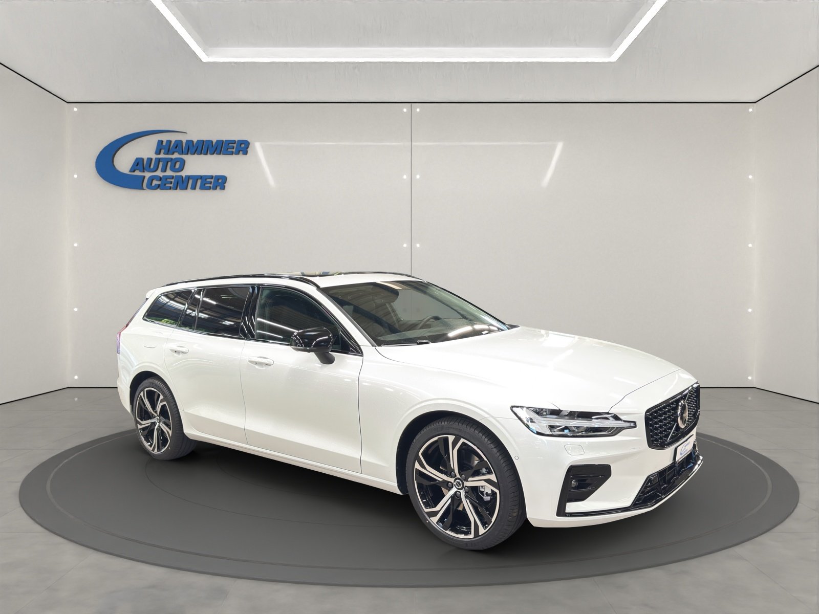 VOLVO V60 2.0 B4 Ultra Dark, Mild-Hybrid Benzin/Elektro, Neuwagen, Automatik - 7