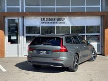 VOLVO V60 2.0 T6 TE Ultra Dark eAWD, Full-Hybrid Petrol/Electric, New car, Automatic - 3