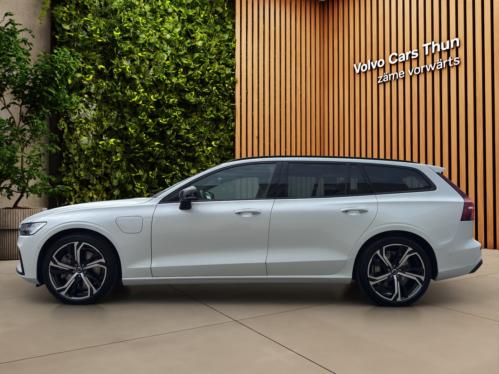VOLVO V60 2.0 T8 TE Ultra Dark eAWD, Plug-in-Hybrid Benzin/Elektro, Neuwagen, Automatik - 5