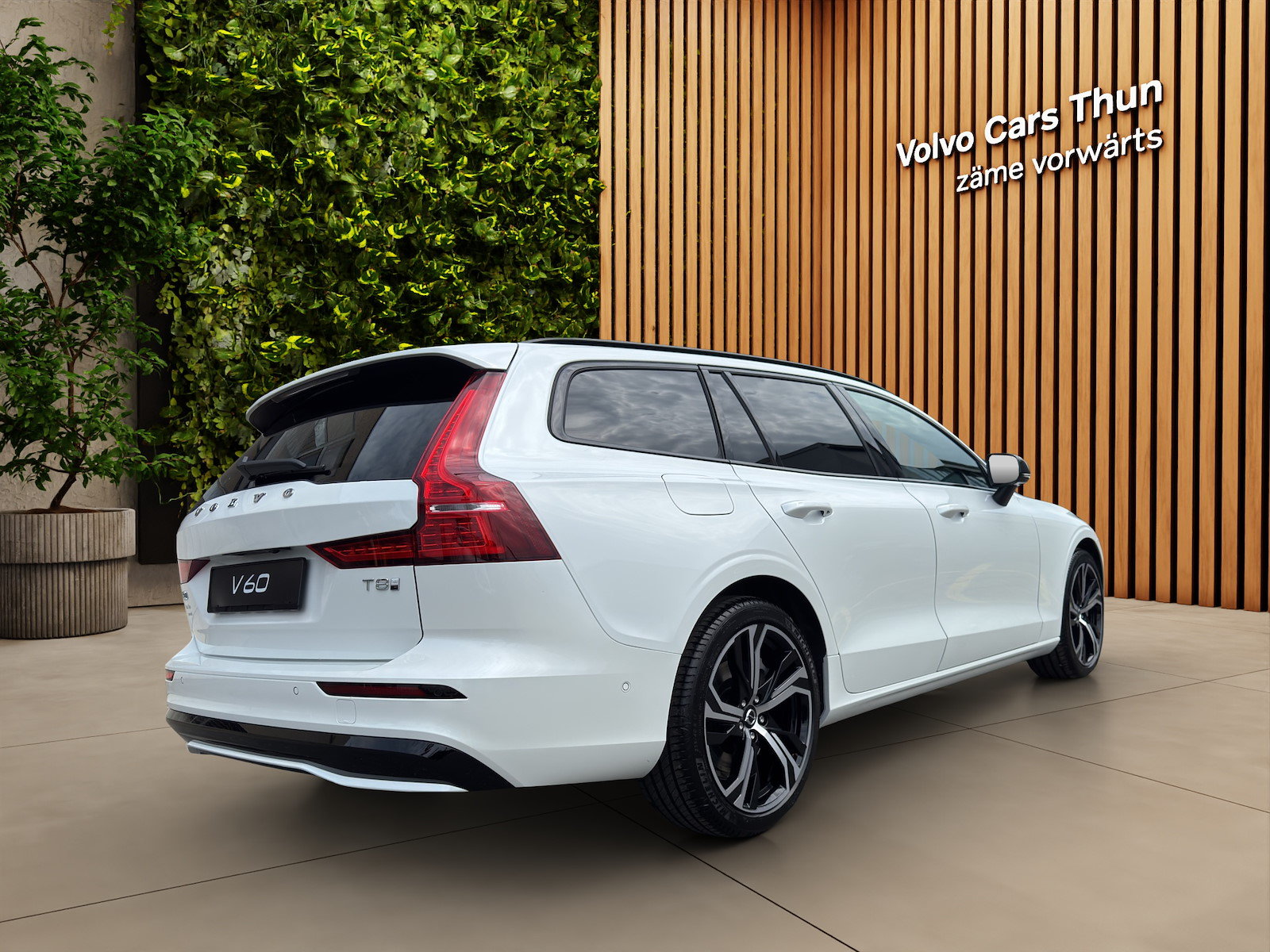 VOLVO V60 2.0 T8 TE Ultra Dark eAWD, Plug-in-Hybrid Benzin/Elektro, Neuwagen, Automatik - 6