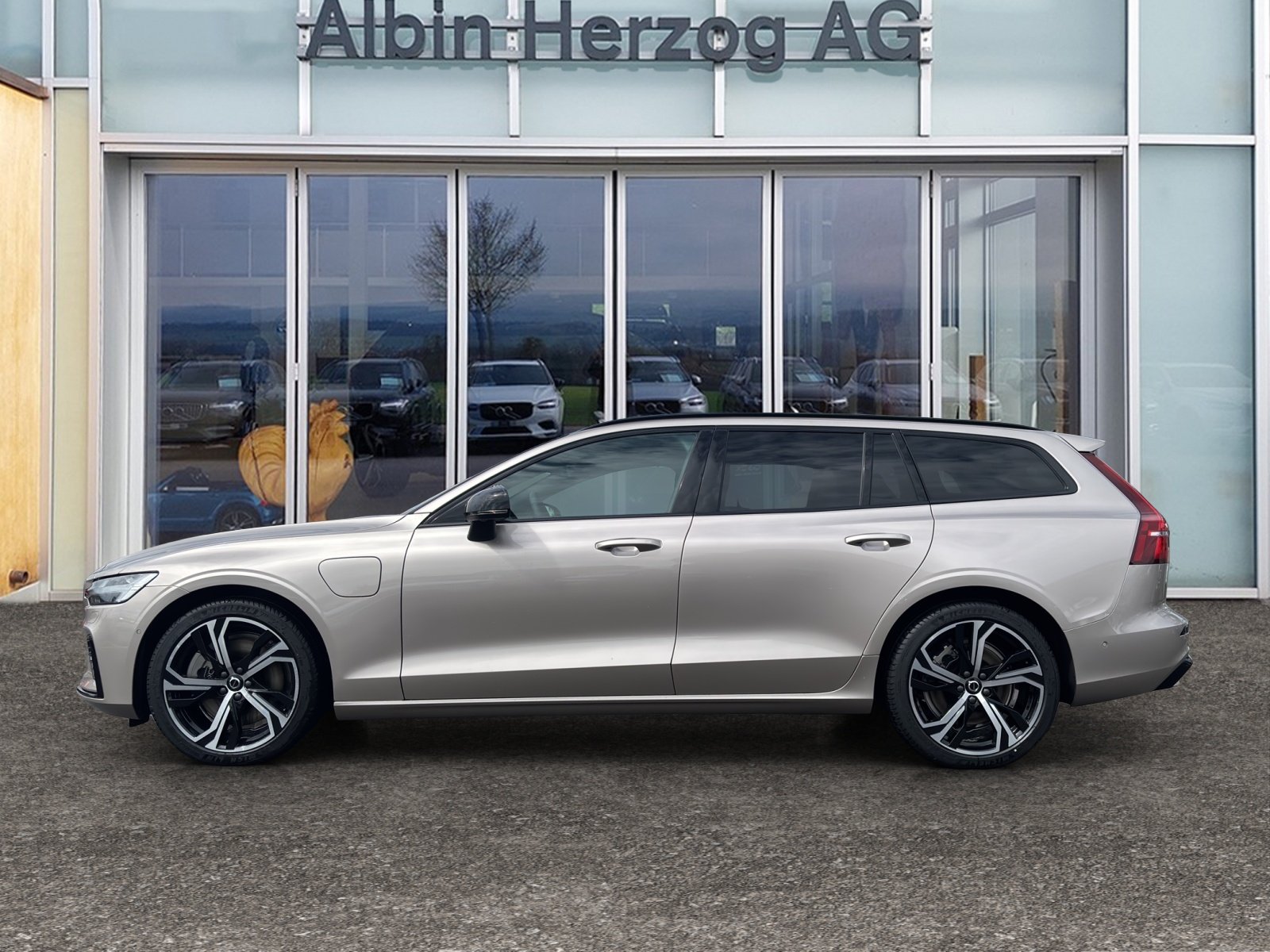 VOLVO V60 2.0 T8 TE Ultra Dark eAWD, Hybride Rechargeable Essence/Électricité, Voiture nouvelle, Automatique - 2