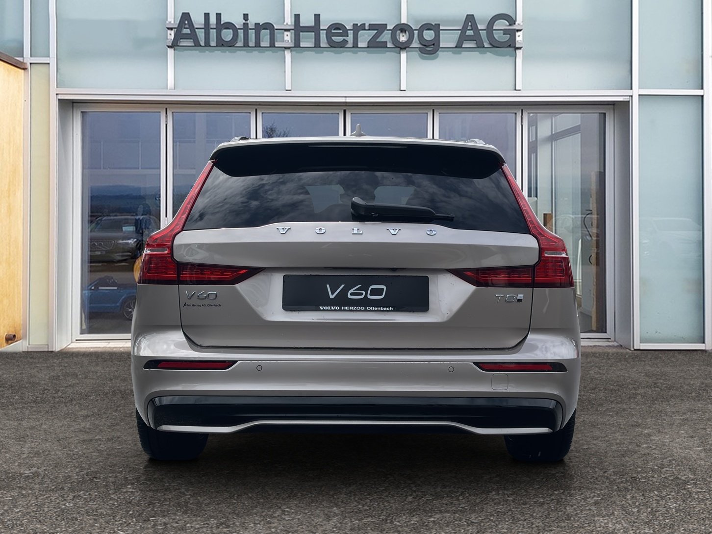 VOLVO V60 2.0 T8 TE Ultra Dark eAWD, Hybride Rechargeable Essence/Électricité, Voiture nouvelle, Automatique - 6