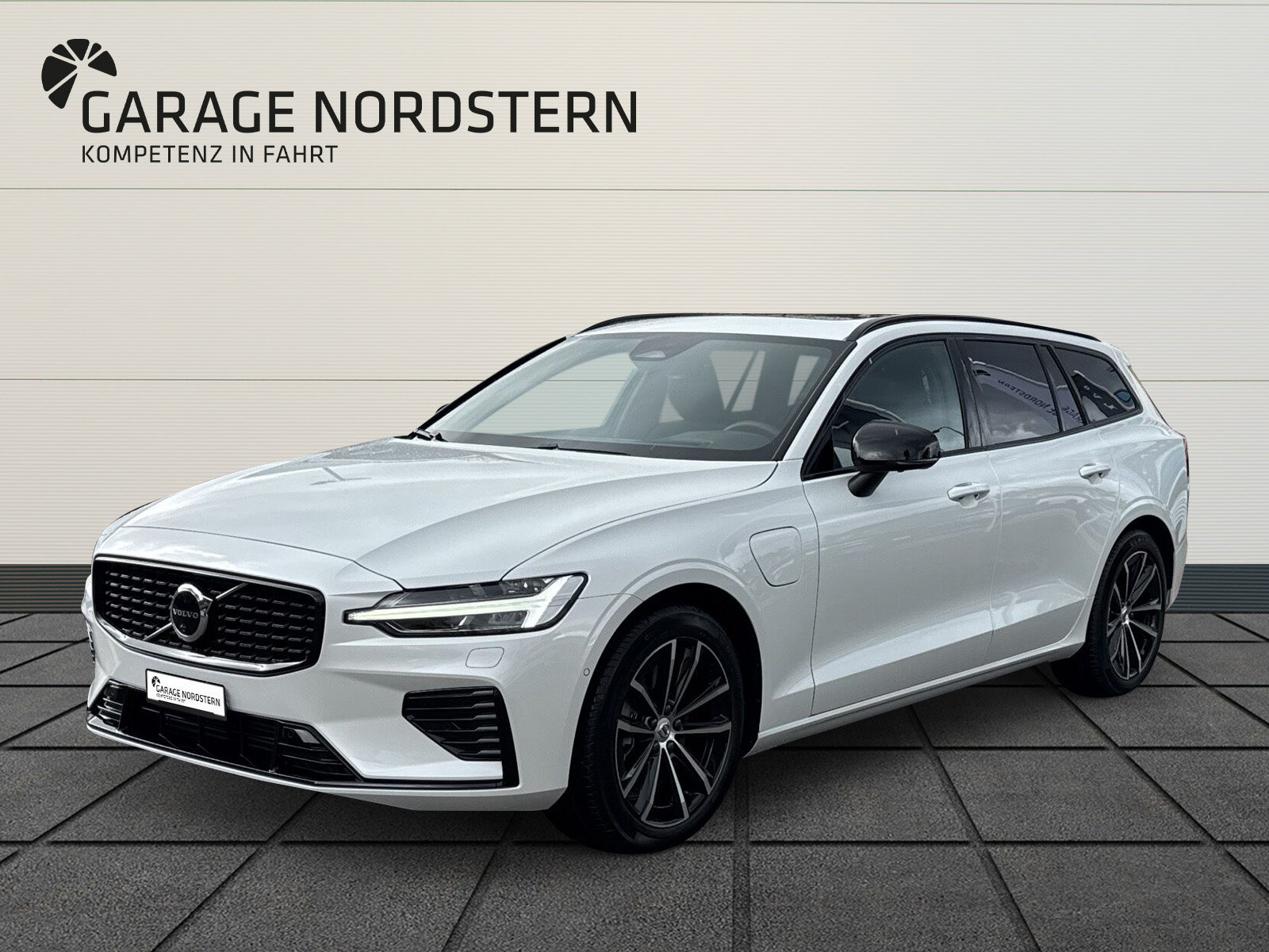 VOLVO V60 2.0 T6 TE Ultra Dark eAWD