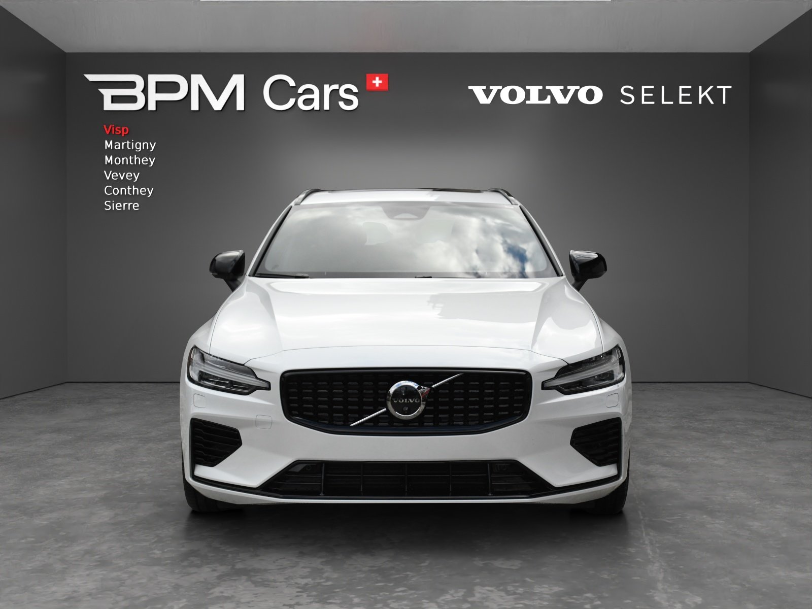 VOLVO V60 T8 eAWD Plug in Hybrid Ultra Dark Geartronic, Hybride Rechargeable Essence/Électricité, Voiture nouvelle, Automatique - 2