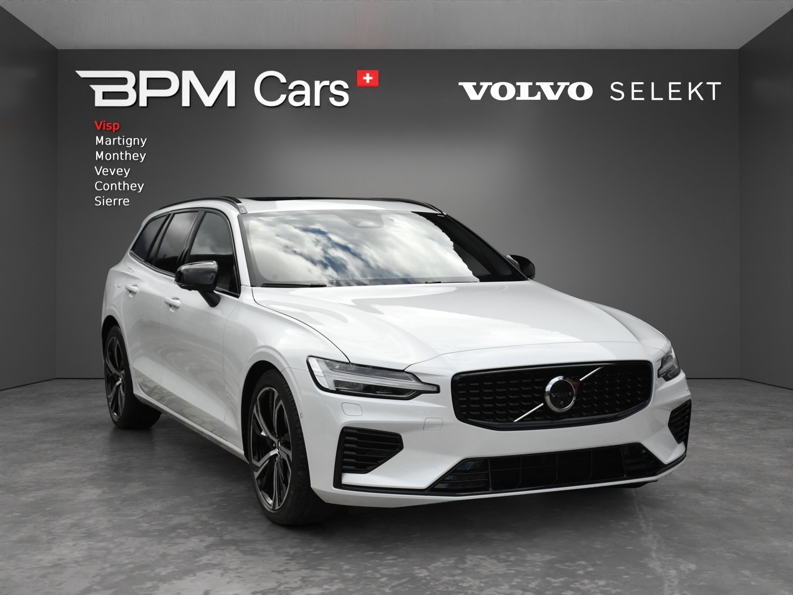 VOLVO V60 T8 eAWD Plug in Hybrid Ultra Dark Geartronic, Hybride Rechargeable Essence/Électricité, Voiture nouvelle, Automatique - 6