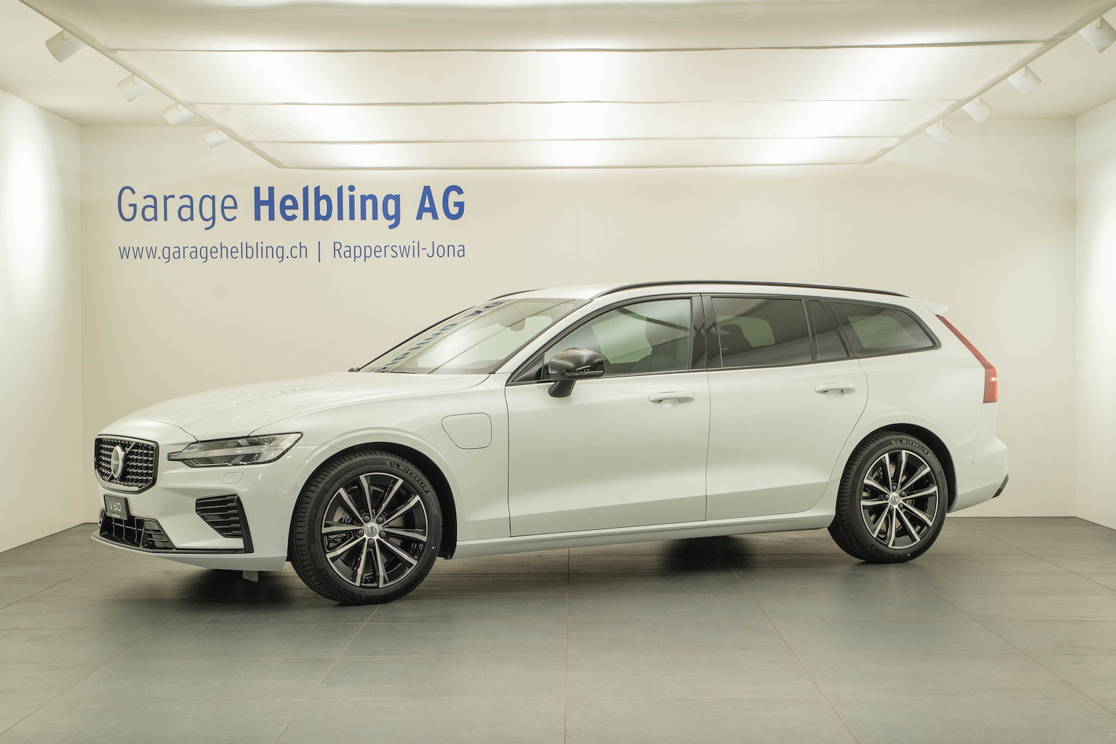 VOLVO V60 2.0 T6 TE Plus Dark eAWD