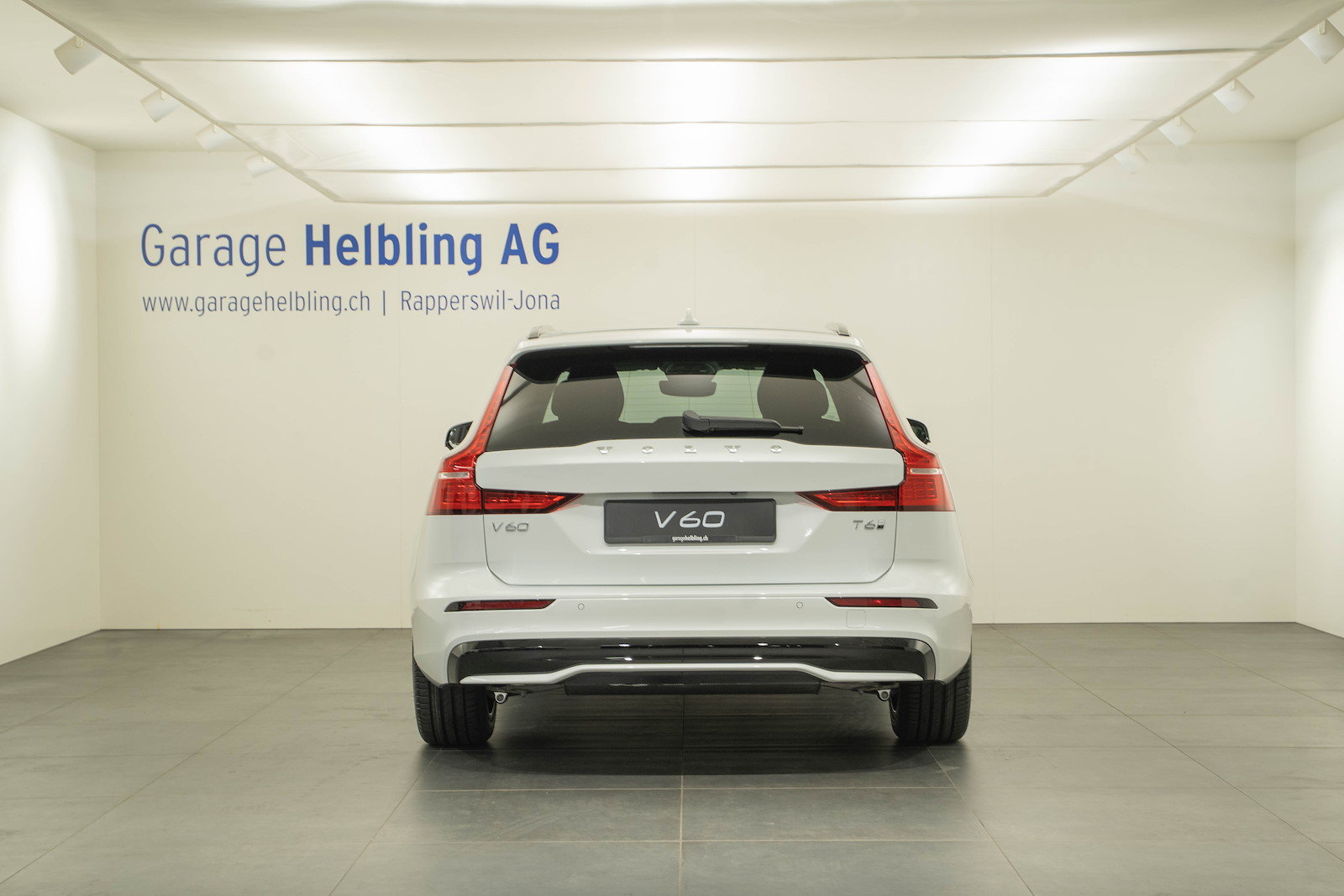 VOLVO V60 2.0 T6 TE Plus Dark eAWD, Hybride Rechargeable Essence/Électricité, Voiture nouvelle, Automatique - 4