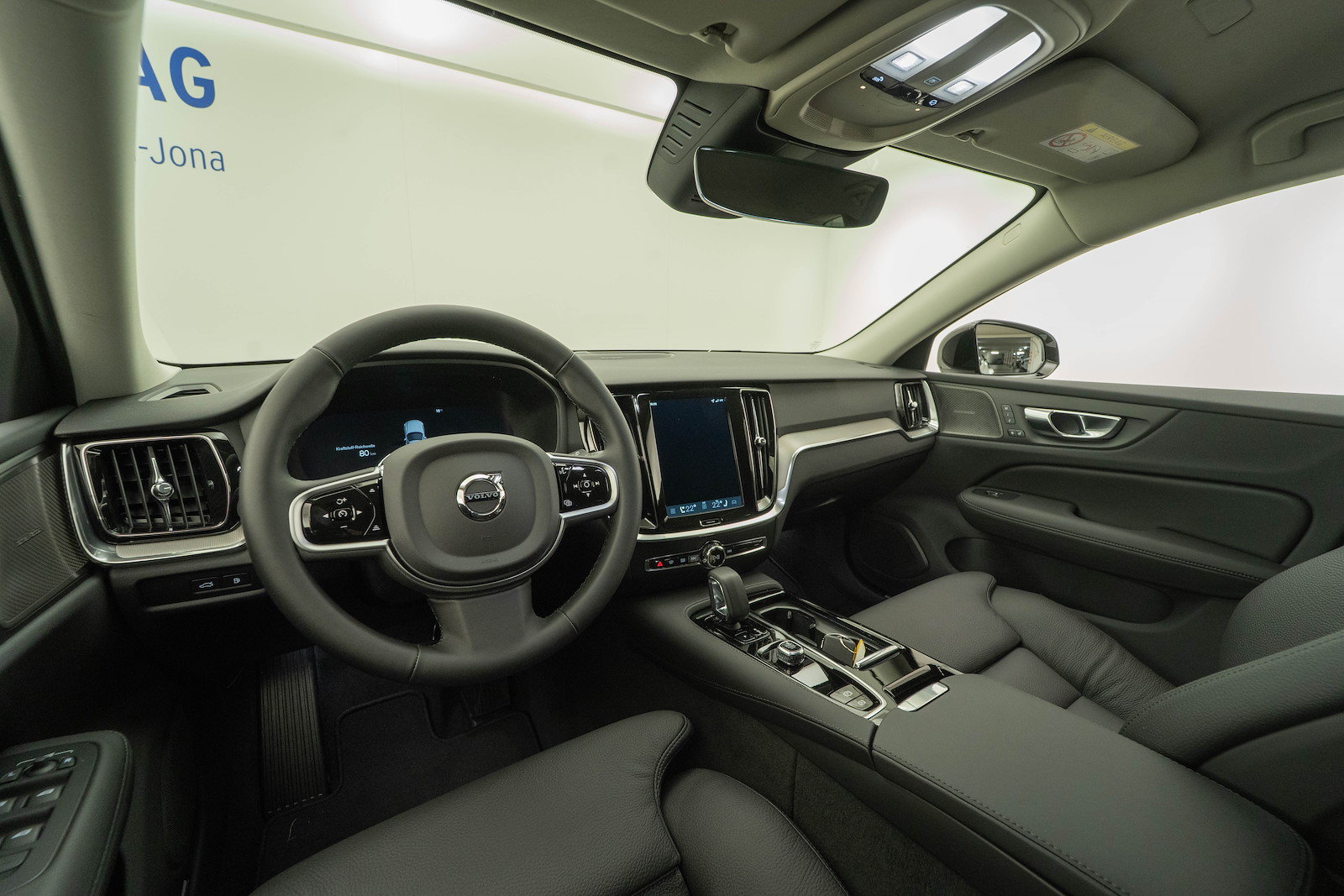 VOLVO V60 2.0 T6 TE Plus Dark eAWD, Hybride Rechargeable Essence/Électricité, Voiture nouvelle, Automatique - 7
