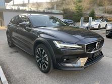 VOLVO V60 Cross Country B5 Mild Hybrid Plus AWD Geartronic, Mild-Hybrid Petrol/Electric, New car, Automatic - 3