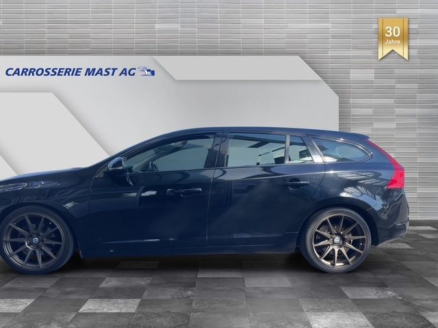 VOLVO V60 2.0 D4 Momentum S/S, Diesel, Occasion / Utilisé, Automatique - 3