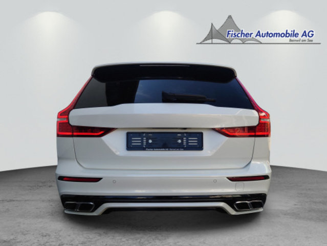 VOLVO V60 T8 eAWD R-Design, Hybride Rechargeable Essence/Électricité, Occasion / Utilisé, Automatique - 4