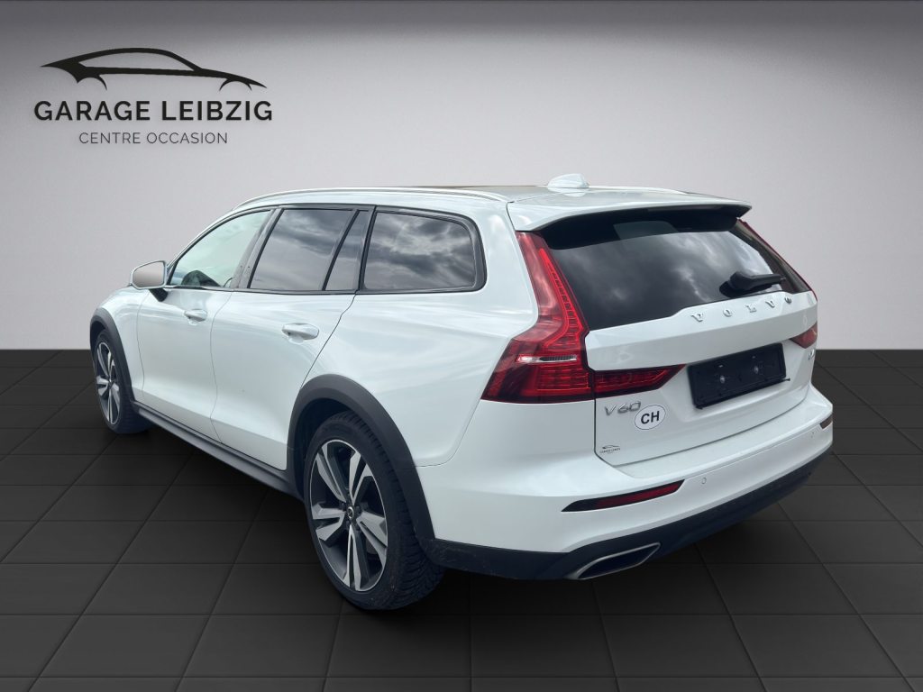 VOLVO V60 Cross Country 2.0 D4 AWD, Diesel, Occasioni / Usate, Automatico - 3