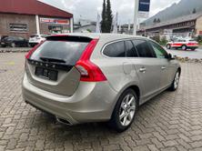 VOLVO V60 D5 AWD Momentum Geartronic, Diesel, Second hand / Used, Automatic - 4